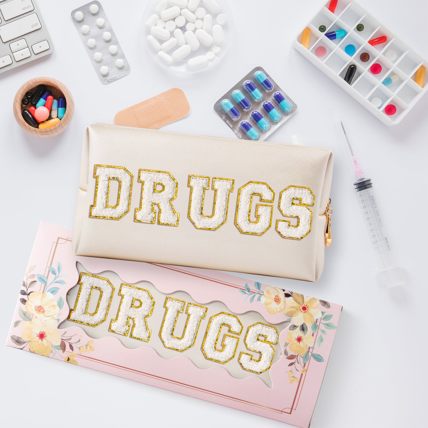 Y1tvei DRUGS Letter Cosmetic Bag - Preppy White Drugs Chenille Varsity Letter Makeup Bag, Leather Waterproof Toiletry Bag Large Medicine Pouch for Purse Travel Cosmetic Organizer for Women(Shell Gold)