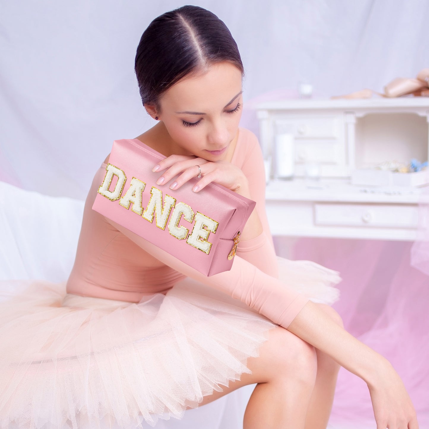 Y1tvei DANCE Large Cosmetic Bag - Preppy Patch DANCE White Chenille Letter Makeup Bag PU Leather Waterproof Portable Dance Letter Toiletry Pouch Travel Organizer Dancer Gift for Women Girl (Pink)